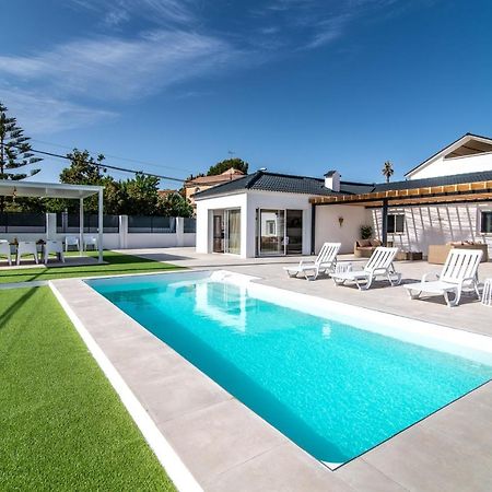 Palm Tree Villa - 5Bdr Paradise Pool / Chill Out Beds トレモリノス エクステリア 写真